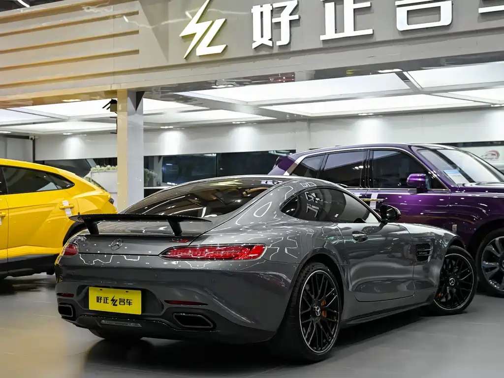 MERCEDES-BENZ AMG GT
