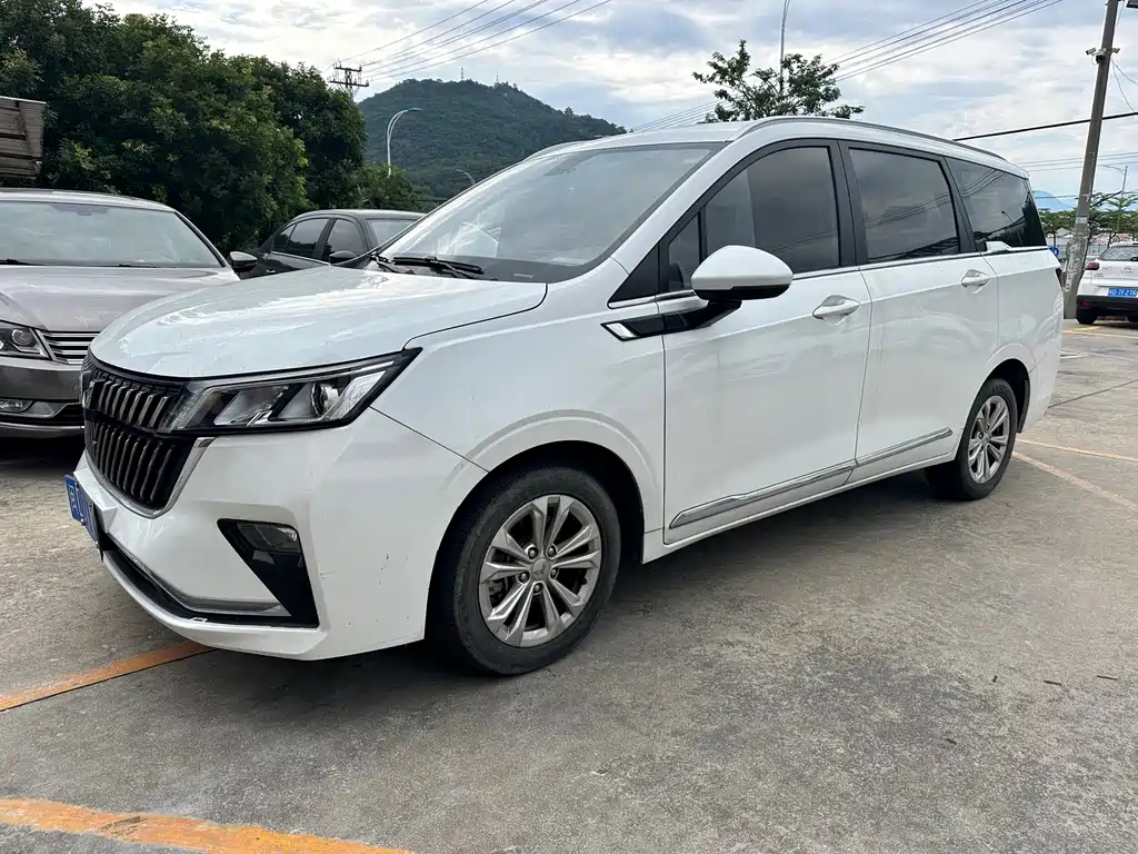 Wuling Jiachen