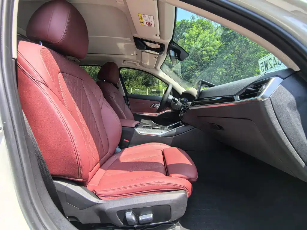 BMW i3 — миниатюра 14