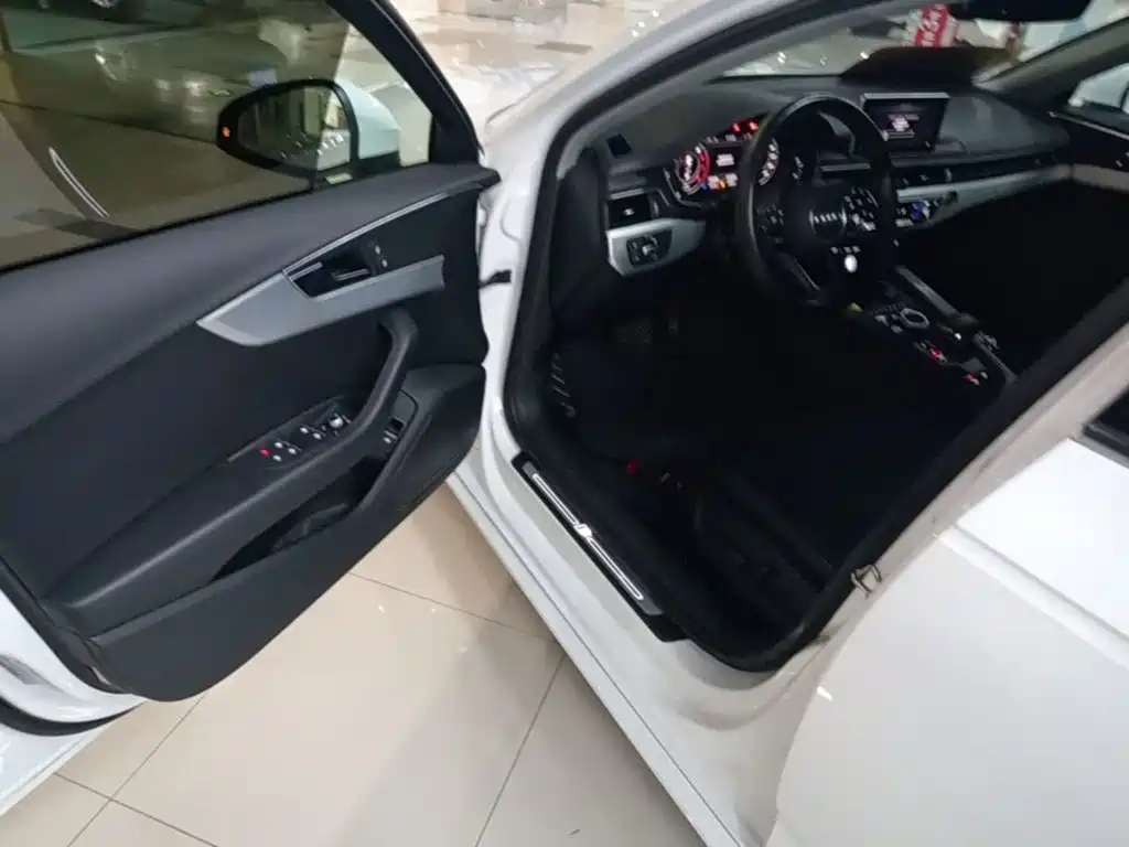 Audi A4L — миниатюра 16