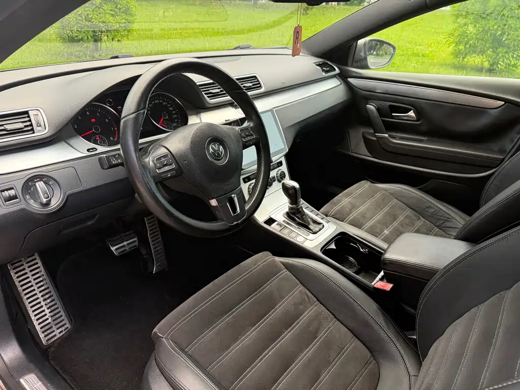 Volkswagen CC — миниатюра 11
