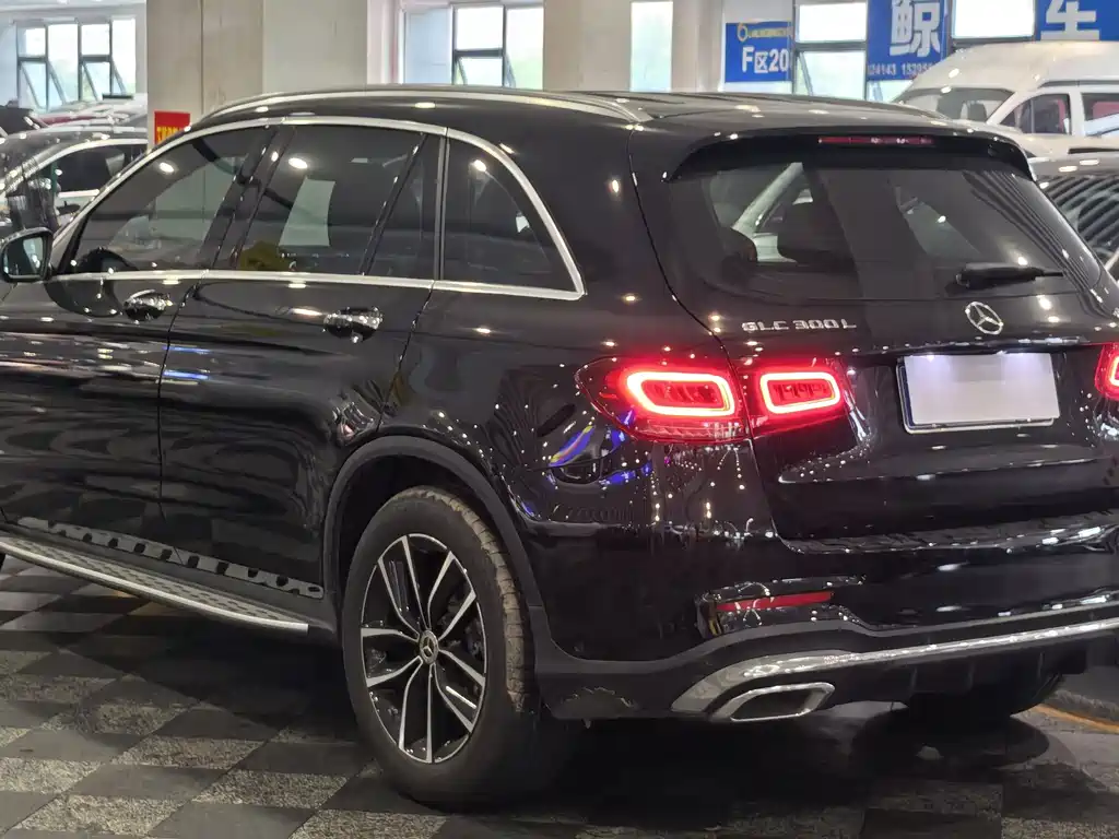 Mercedes-Benz GLC — миниатюра 4
