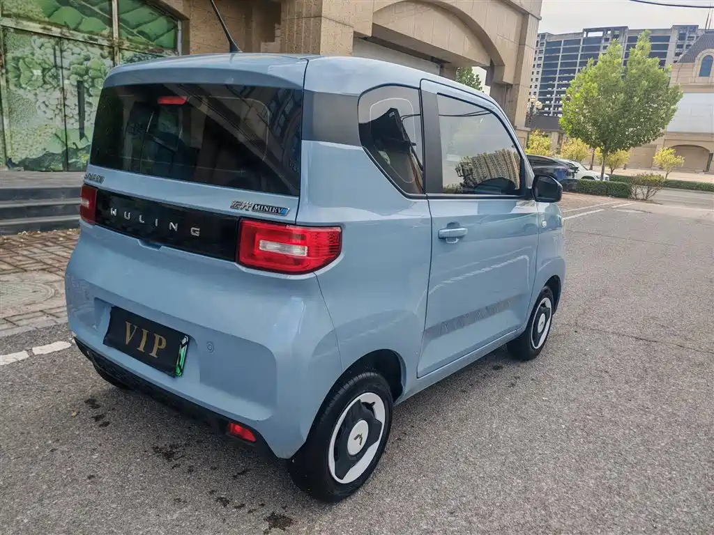 Wuling MINIEV — миниатюра 13