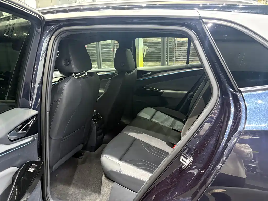 Volkswagen ID.4 Crozz — миниатюра 9