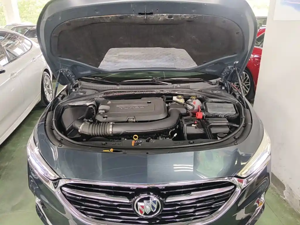 Buick LaCrosse — миниатюра 20