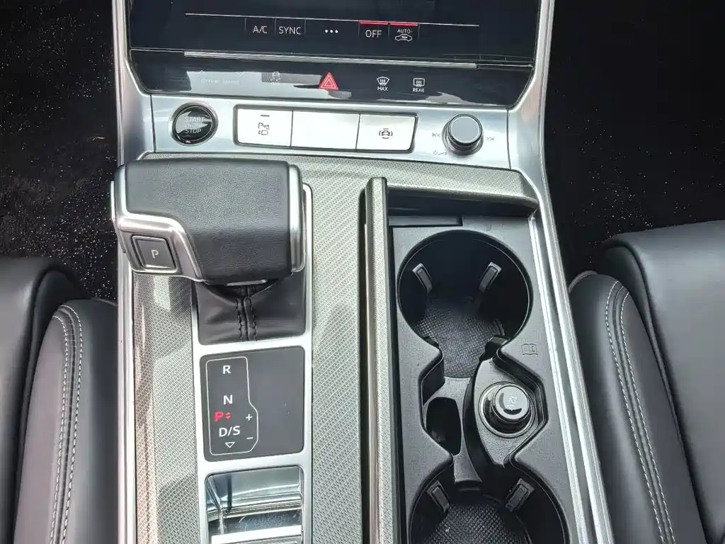 Audi A6L — миниатюра 9