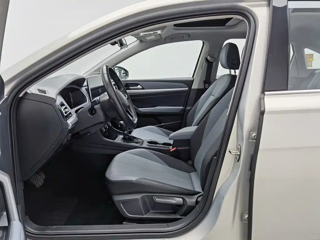 Volkswagen Lavida — миниатюра 10
