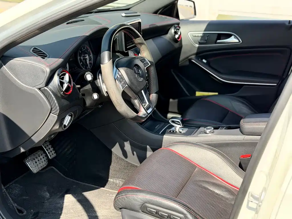 Mercedes-Benz A-Class AMG (Import) AMG A 45 4MATIC, фото 4