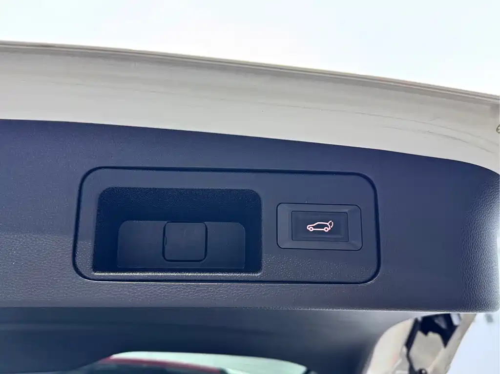 GAC Motor Trumpchi GS8 — миниатюра 24
