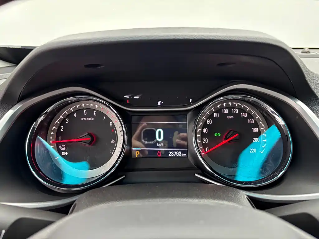 Chevrolet Volando — миниатюра 20
