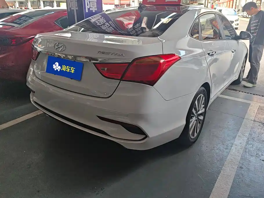 Hyundai Mistra — миниатюра 3
