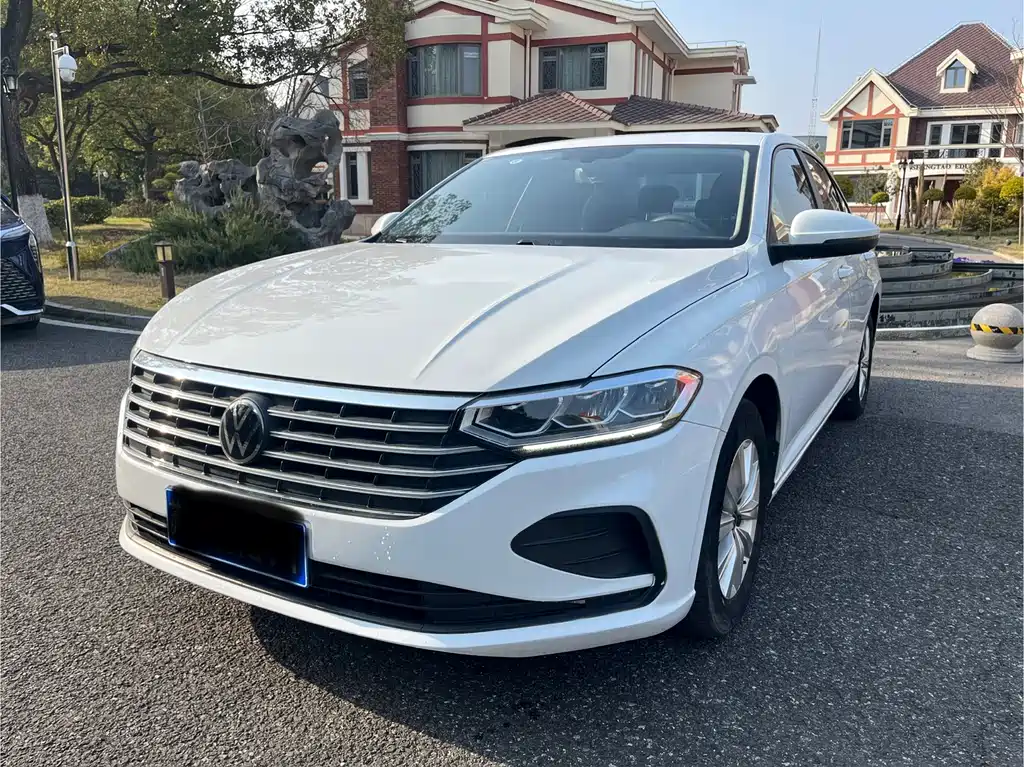 Купить Volkswagen Lavida