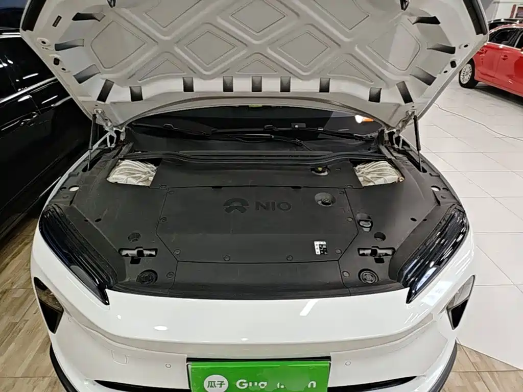 NIO ET5T — миниатюра 20