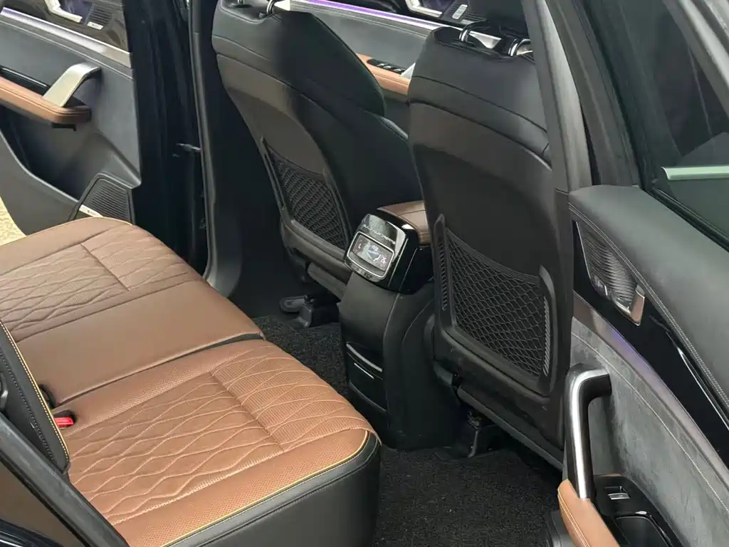BYD Tang New Energy — миниатюра 7