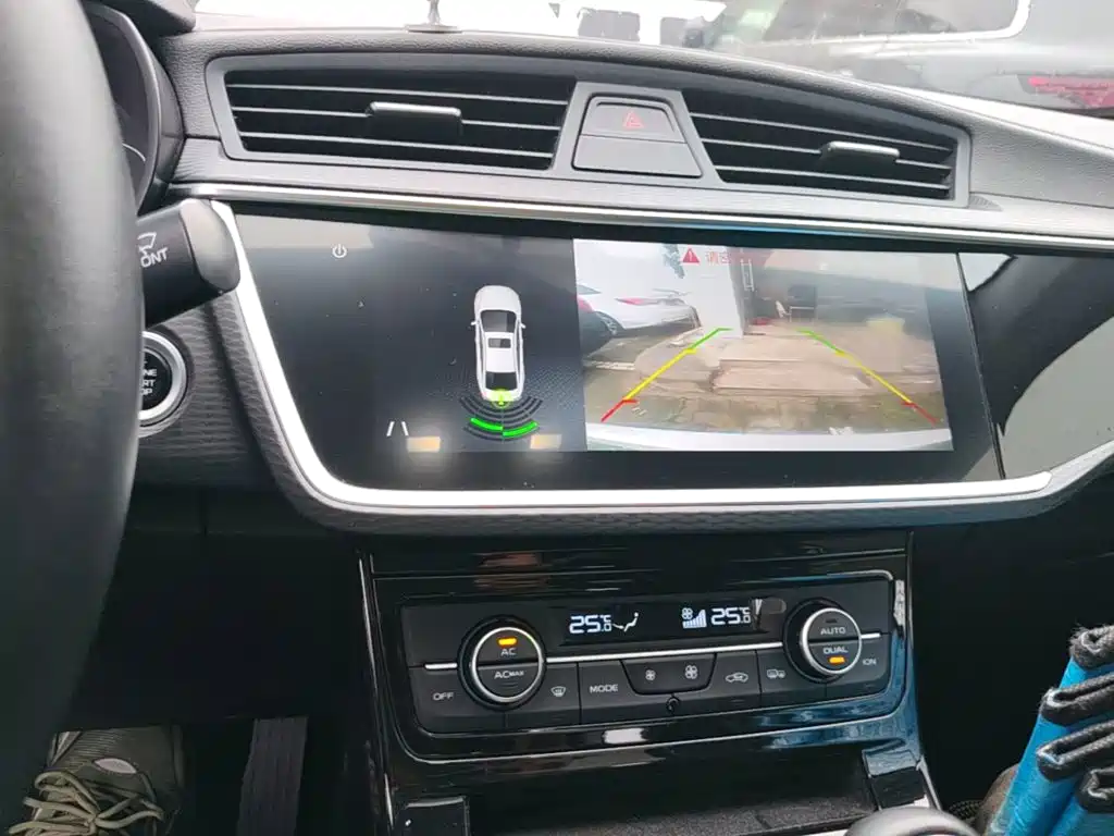Geely Emgrand GL — миниатюра 13