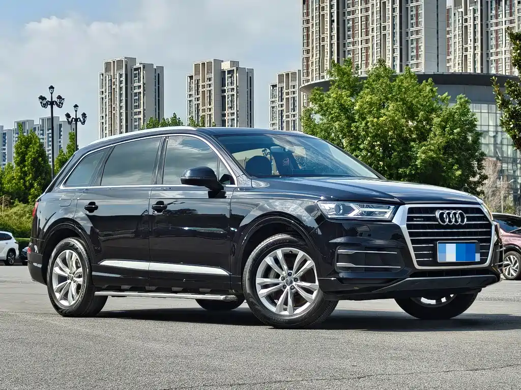 Audi Q7 — миниатюра 3