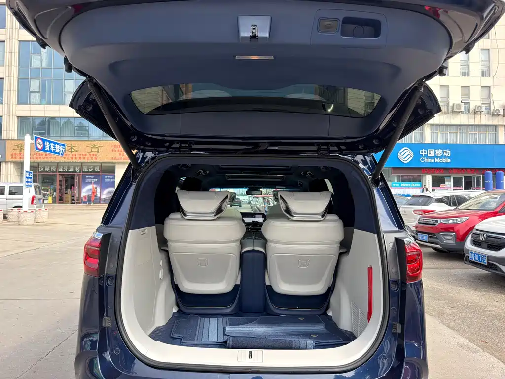Buick GL8 — миниатюра 14