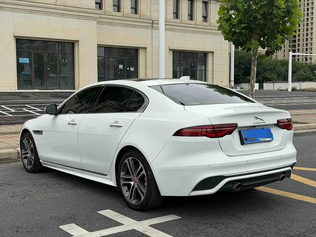 Jaguar XEL — миниатюра 7