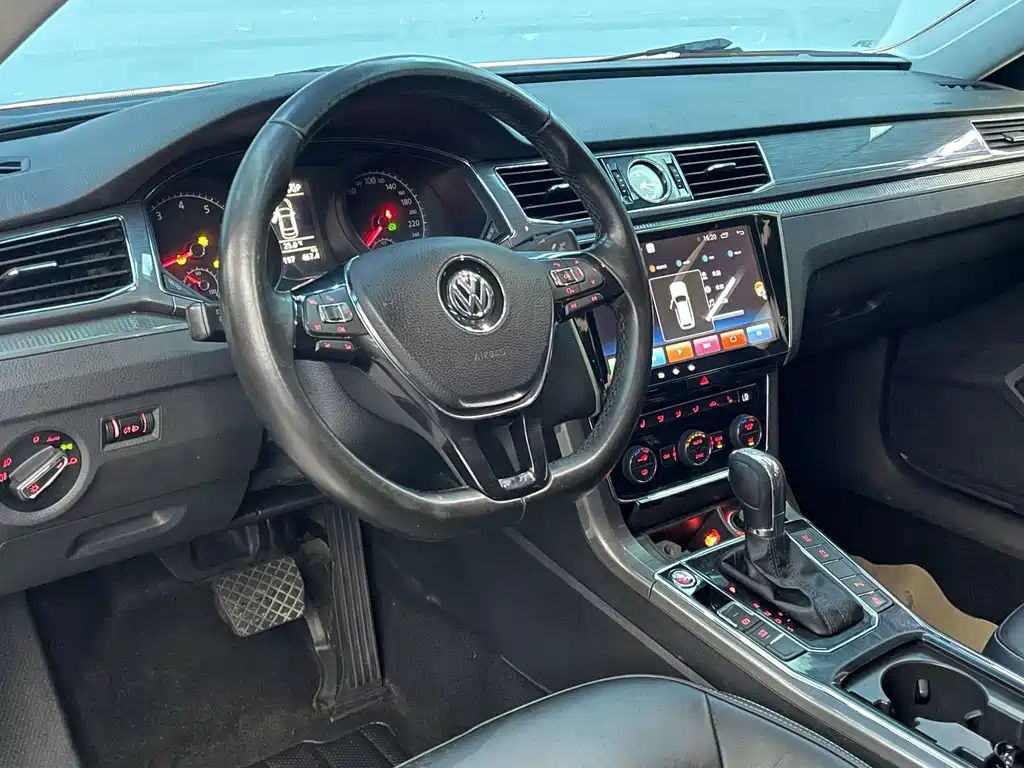 Volkswagen Passat 2017 330TSI DSG