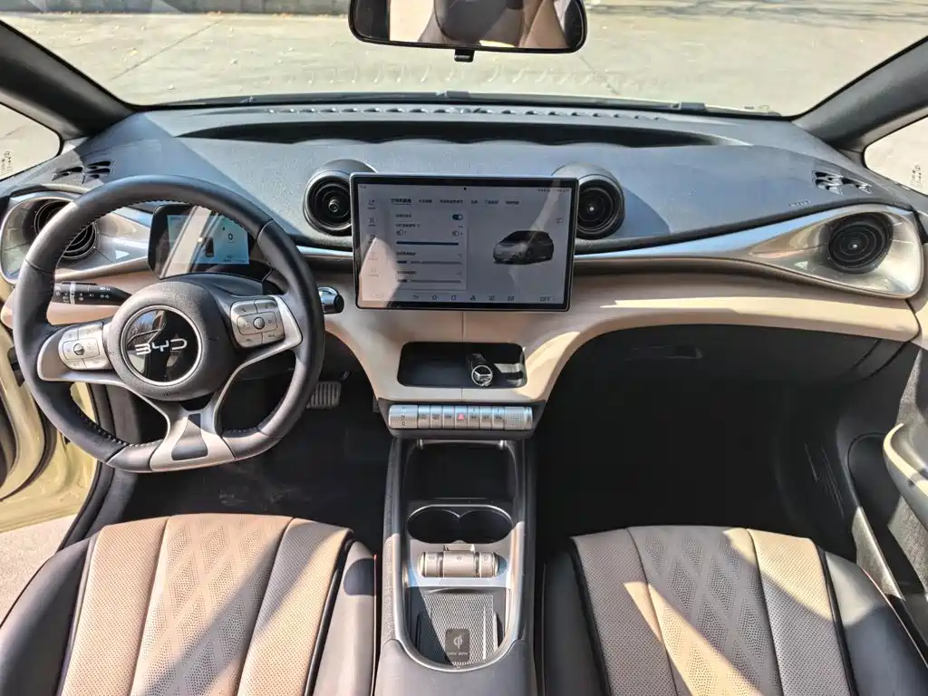 BYD Dolphin — миниатюра 7