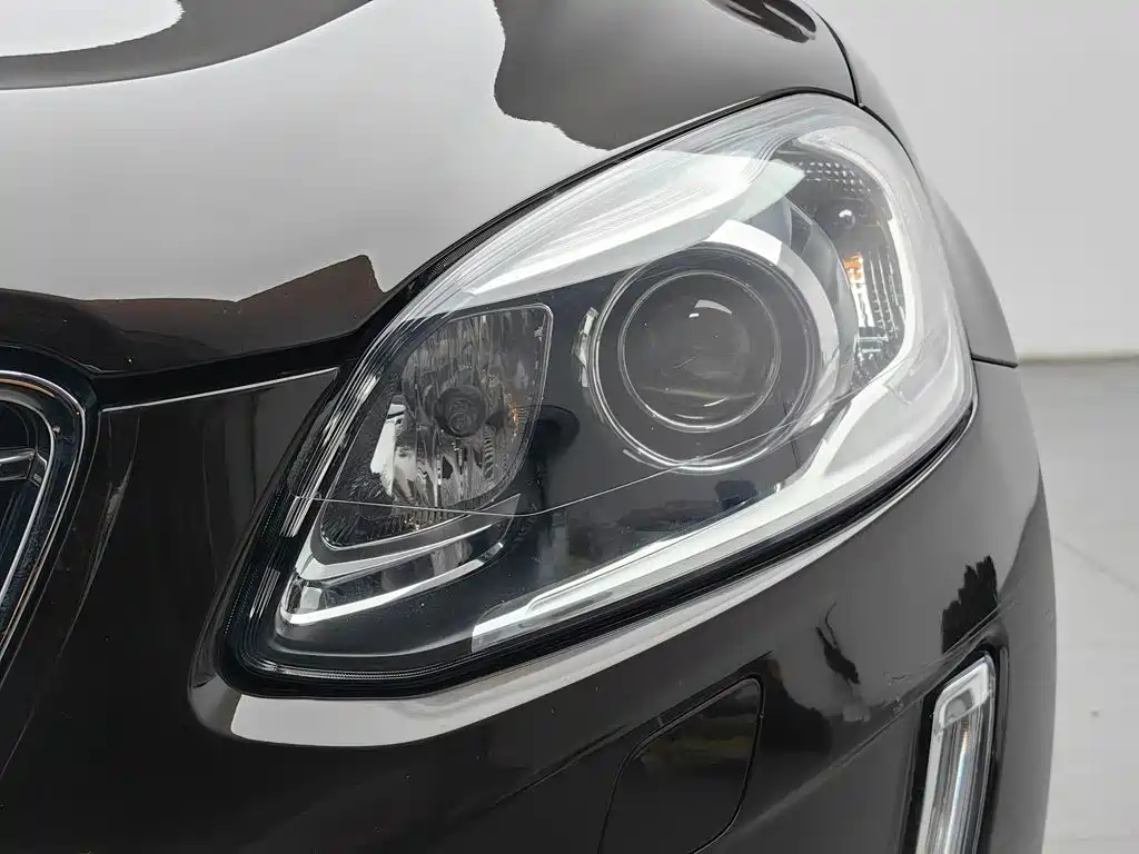 Volvo XC60 — миниатюра 5