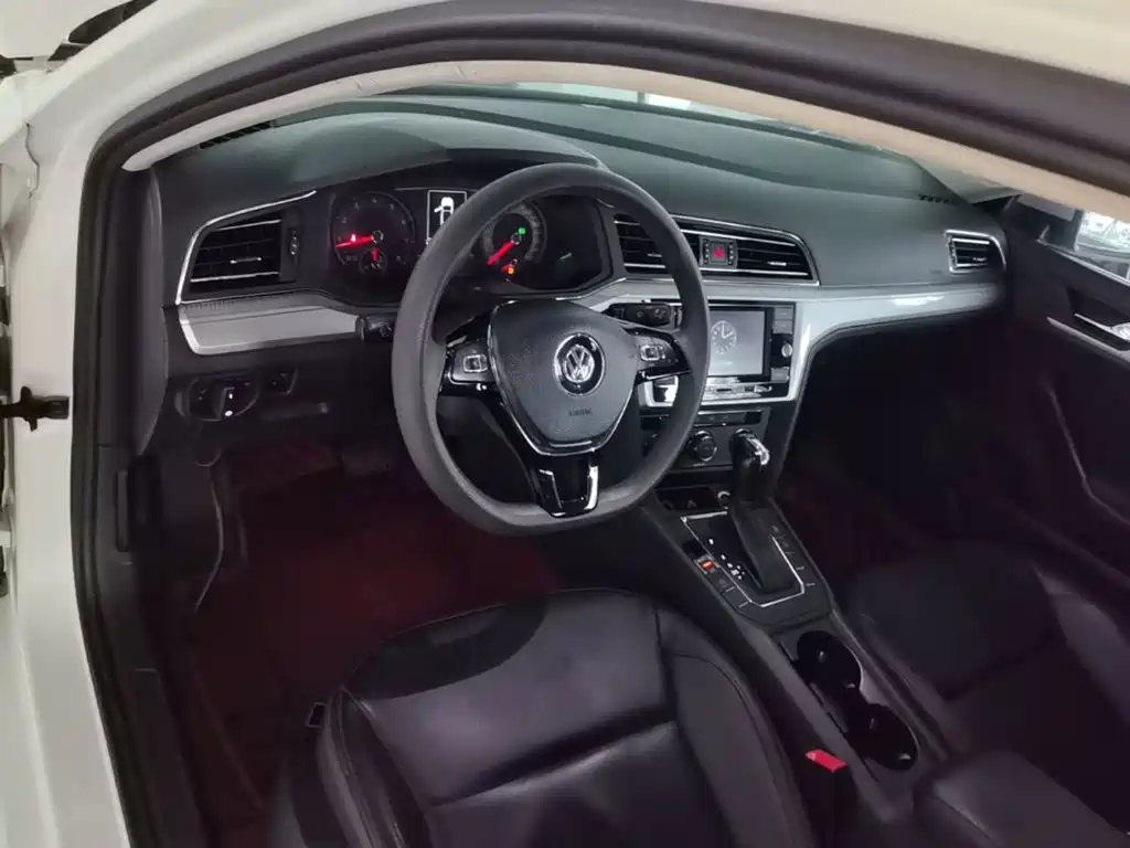 Volkswagen Lamando — миниатюра 10