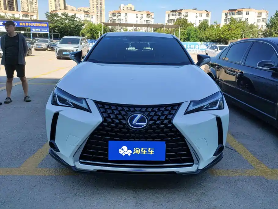 Lexus UX — миниатюра 2