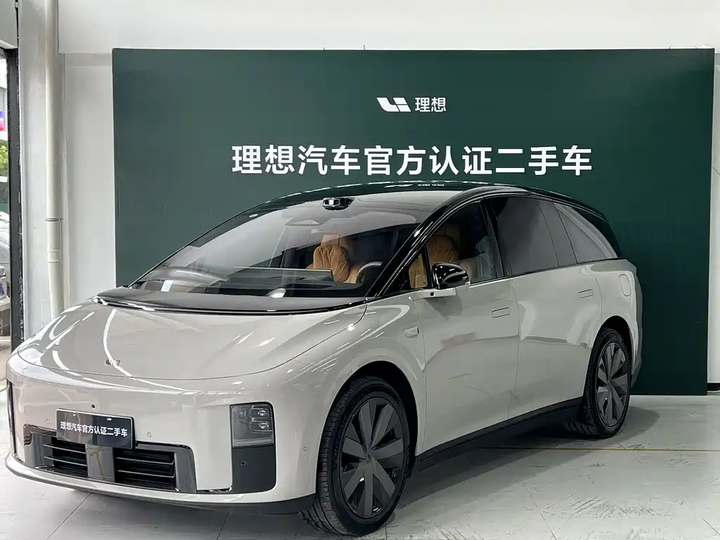 Li Auto i8 2025 Standard Edition
