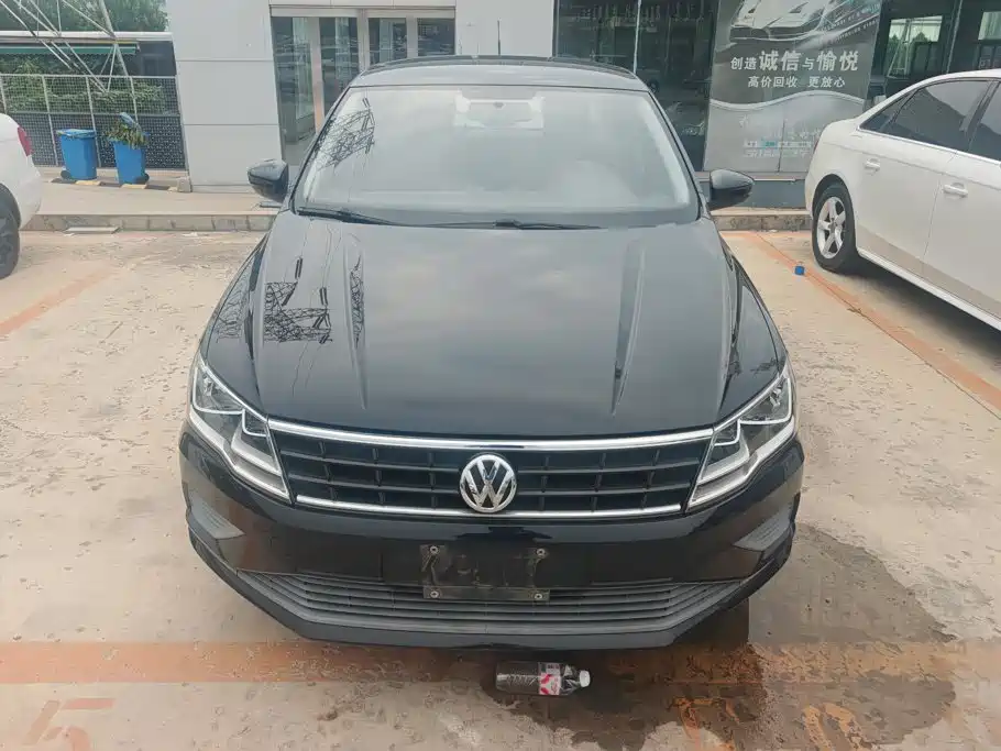 Volkswagen Jetta — миниатюра 2