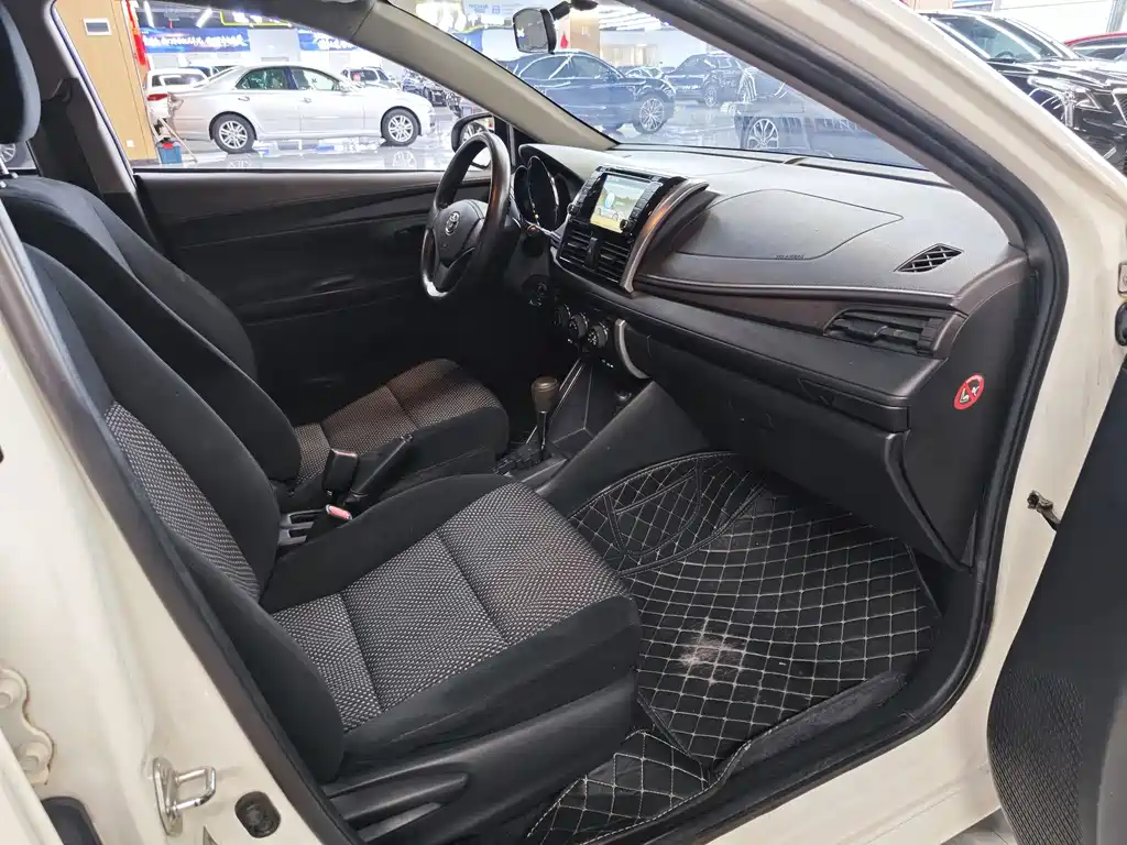 Toyota Vios — миниатюра 10