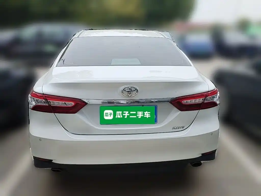 Toyota Camry — миниатюра 8