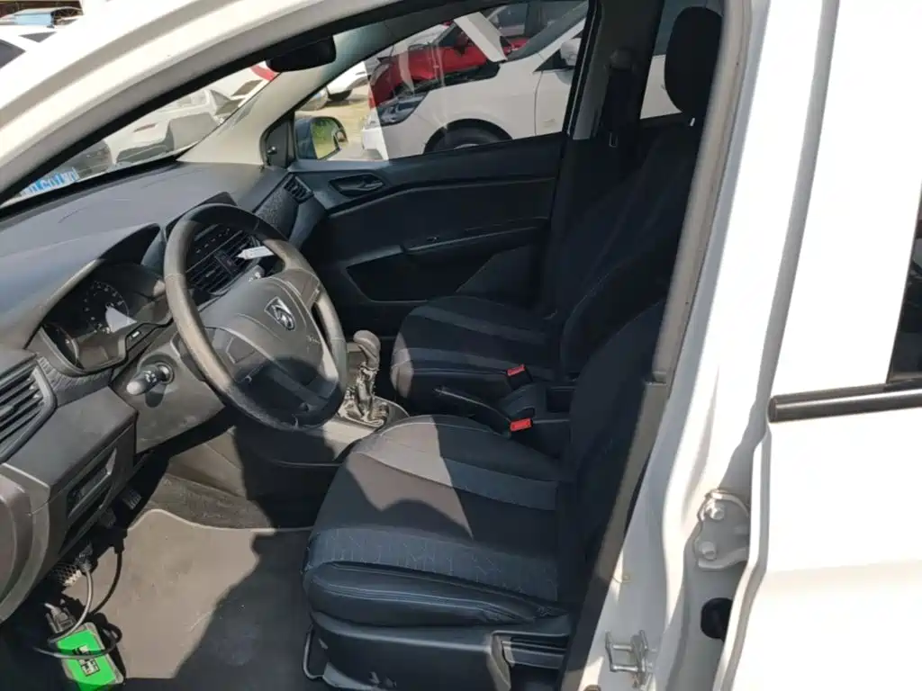 Baojun 310 — миниатюра 15