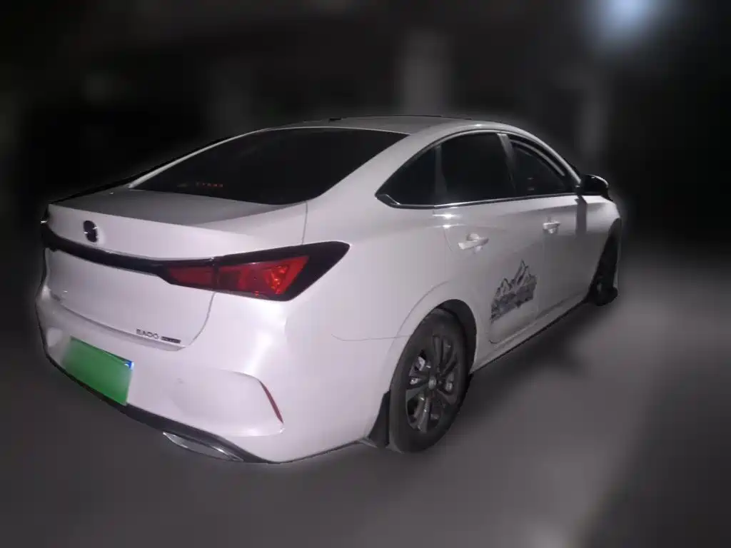 Changan Eado — миниатюра 4