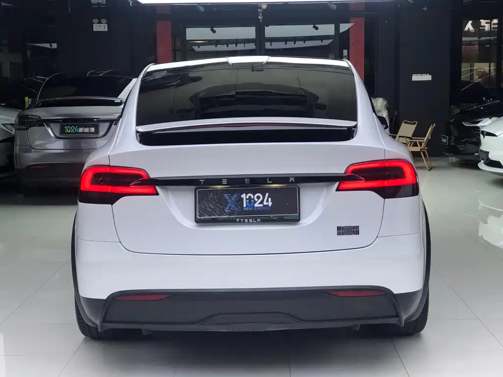 Tesla Model X — фотографии объявления, Фото 6