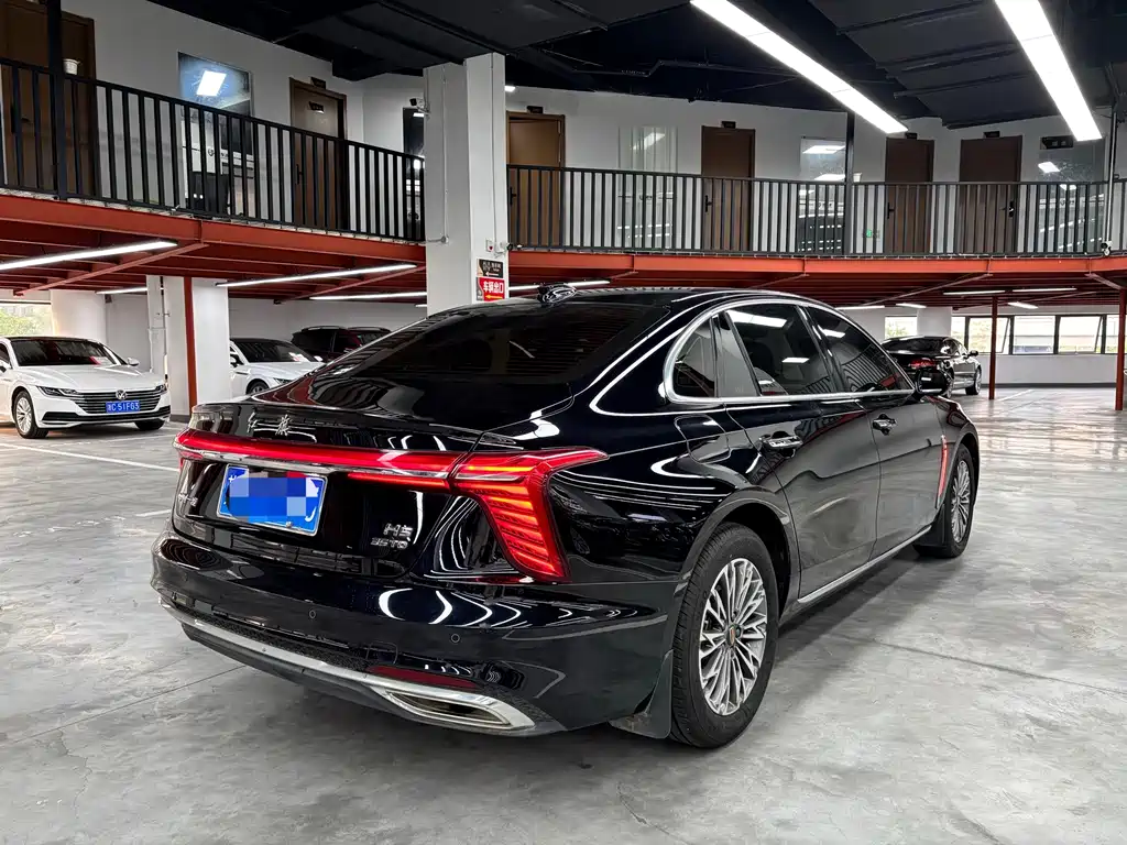 Hongqi Hongqi H5 — миниатюра 17