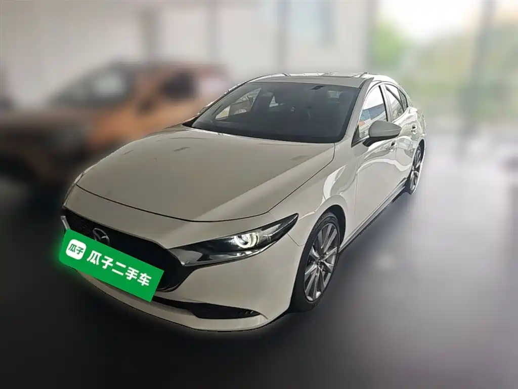 Mazda 3 Axela 2021