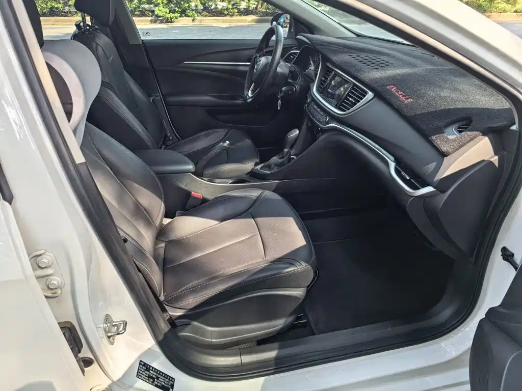 Buick Excelle — миниатюра 2