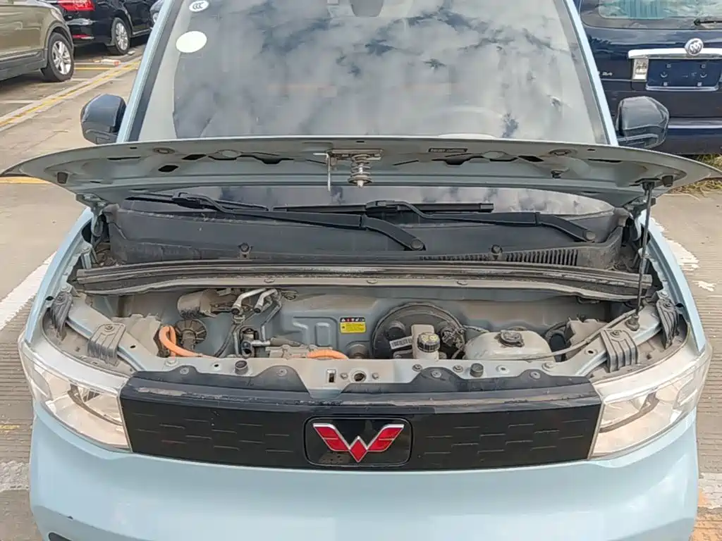 Wuling MINIEV — миниатюра 20