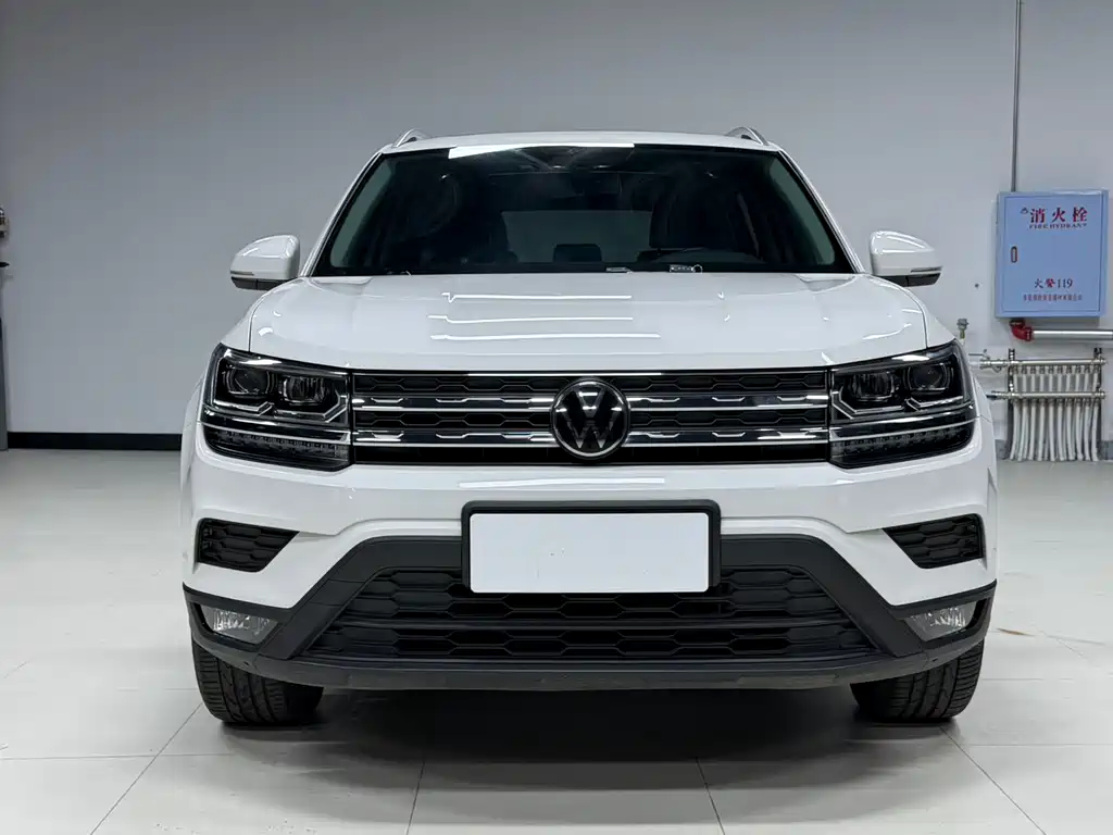 VOLKSWAGEN TUYUE