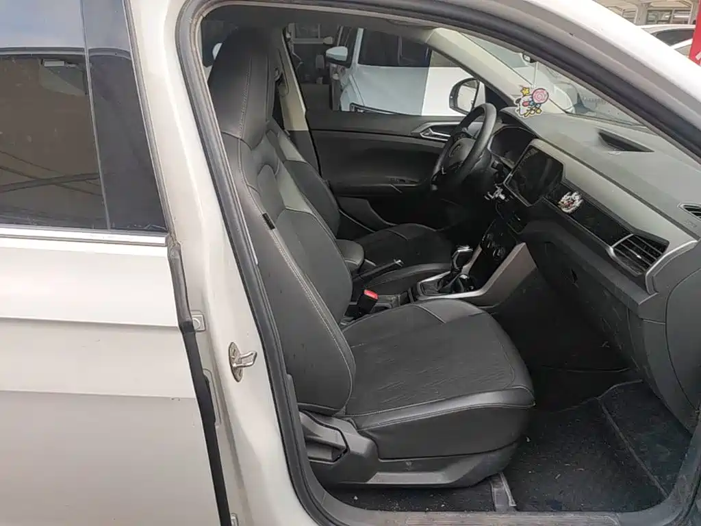 Volkswagen T-Cross — миниатюра 25