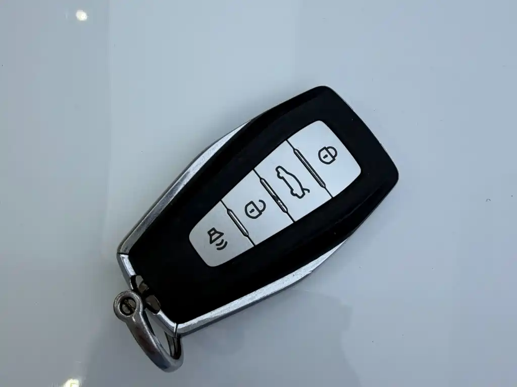 Geely Emgrand — миниатюра 16