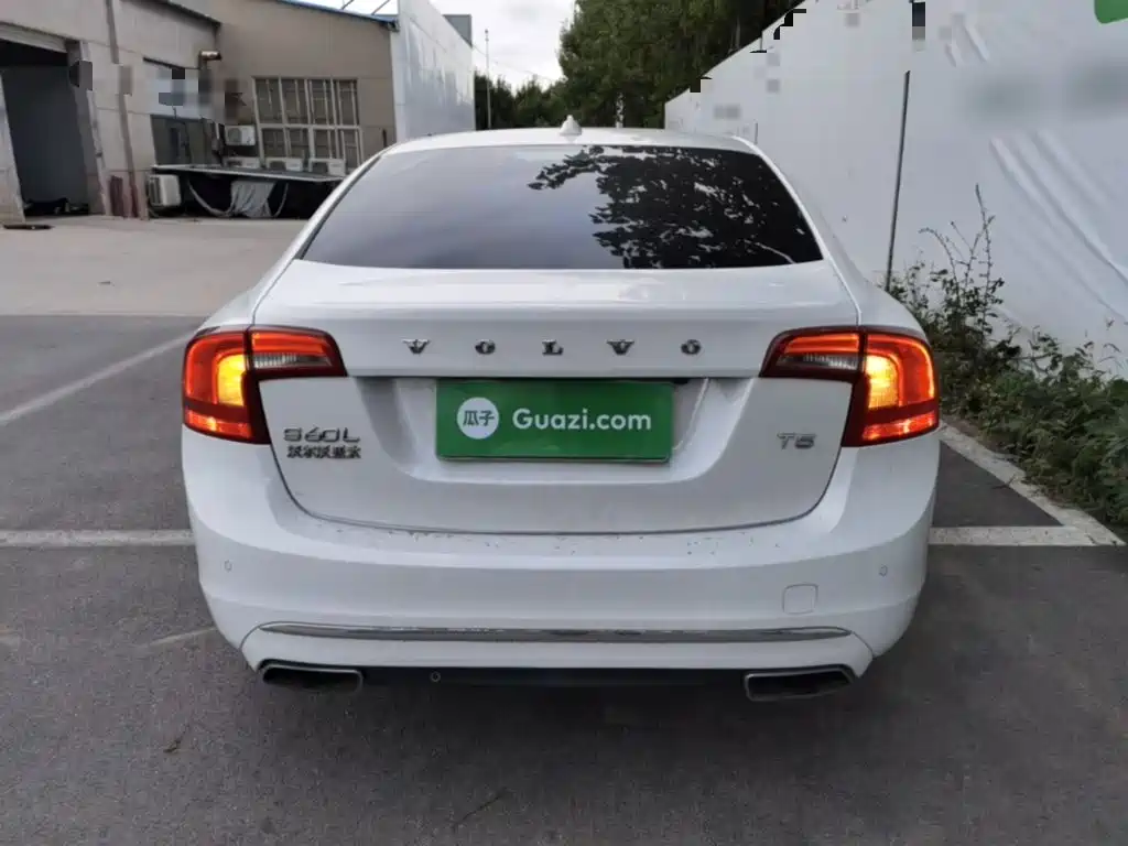Volvo S60 — миниатюра 6