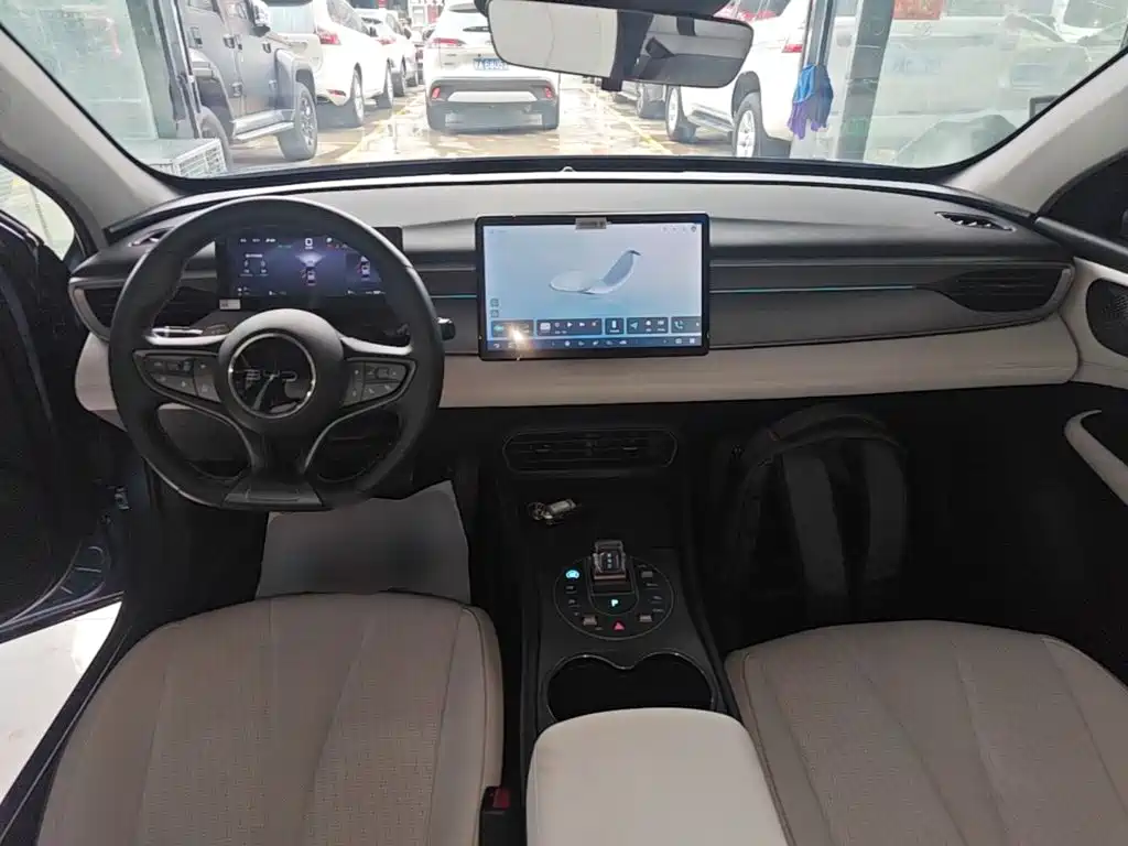 BYD Seal 05 DM-i — миниатюра 10