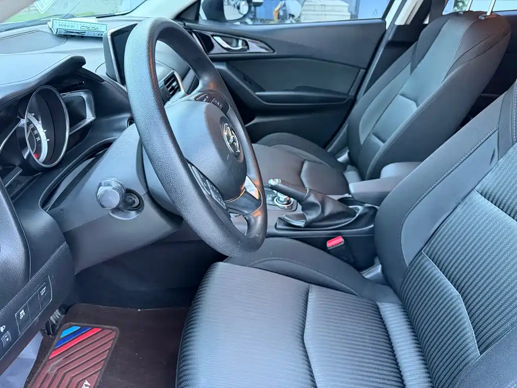Mazda 3 Axela — миниатюра 7