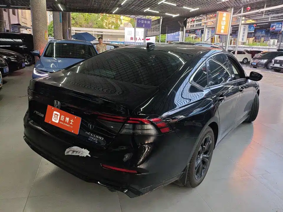 Honda Accord — миниатюра 2