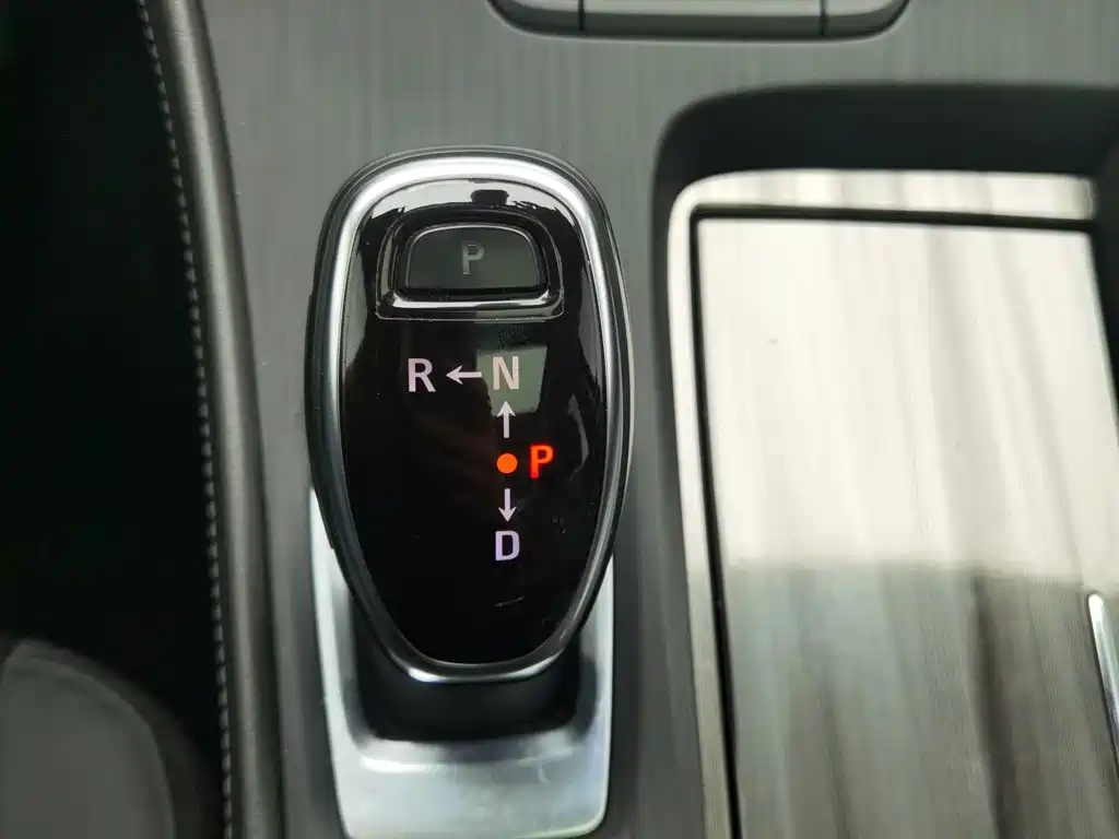 Buick LaCrosse — миниатюра 13