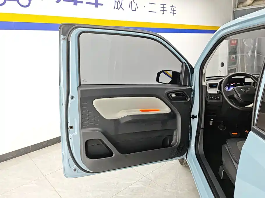 Wuling MINIEV — миниатюра 7