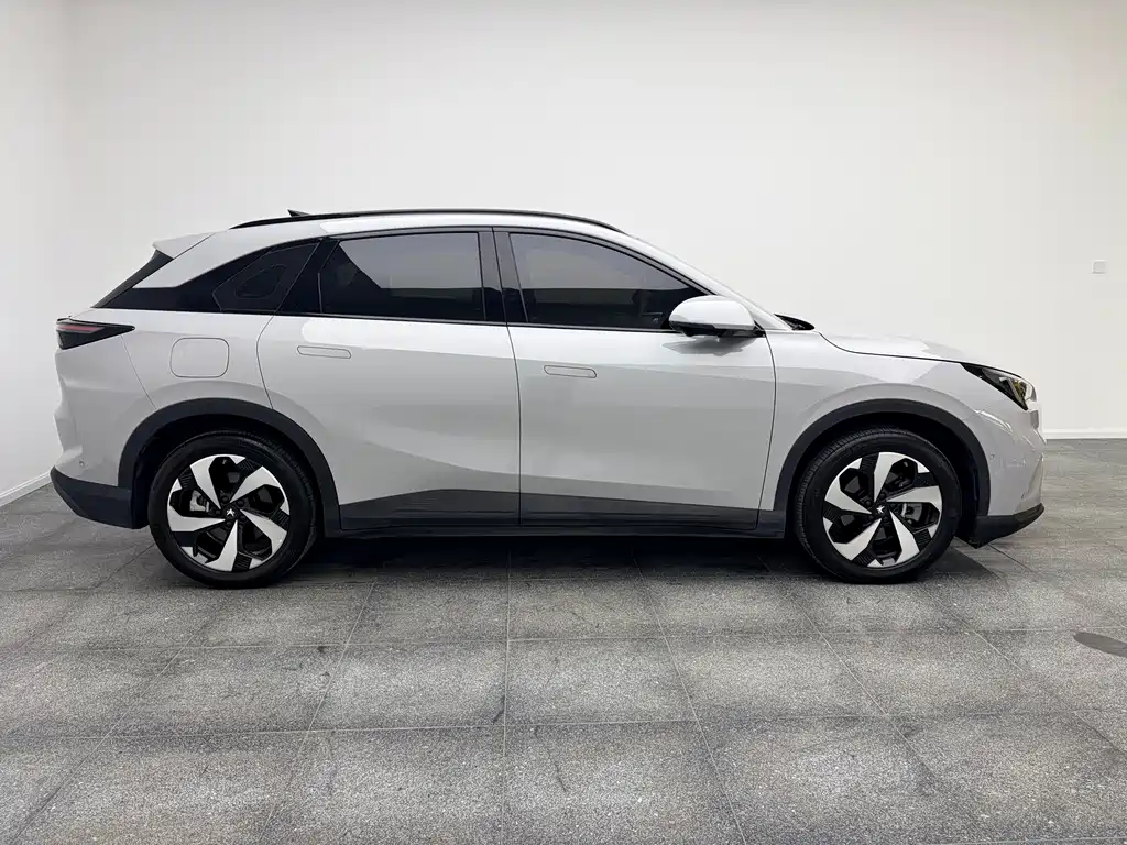 ARCFOX Alpha T5 — миниатюра 13