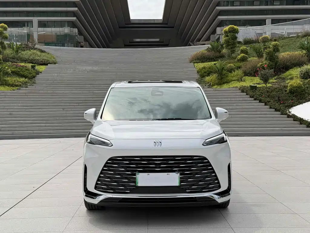 BUICK GL8 NEW ENERGY