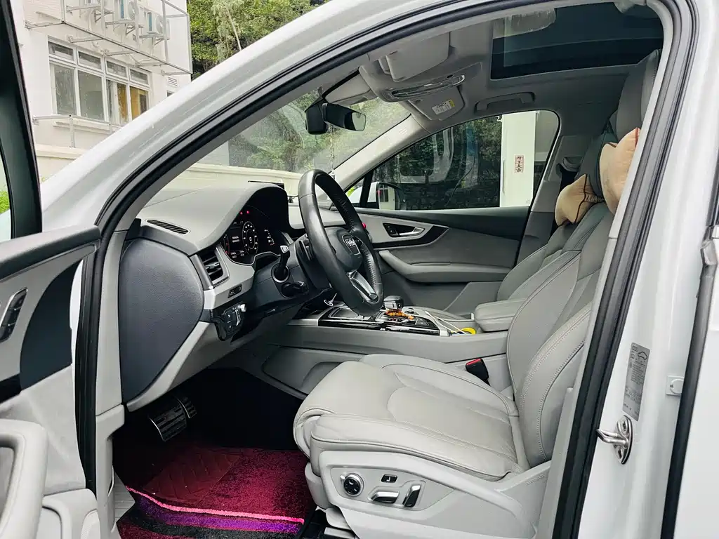 Audi Q7 2018 45 TFSI Luxury
